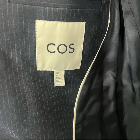 Cos women’s pinstripe blazer - size 4 - Picture 10 of 16